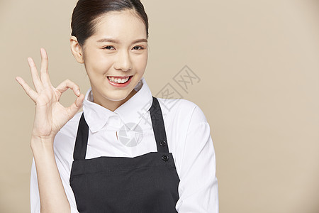 ok手势女生开始创业美人活力女咖啡馆职员背景
