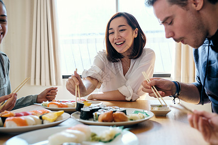 日本食品熟的游客外国人入境日本烹饪班餐图片