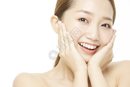 女性肌肤保湿护肤动作图片
