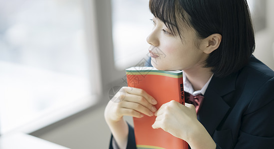 起居室教室持有高中生学习补习班预备学校图片