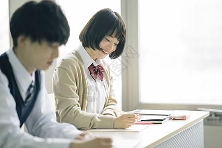 教训同学校园生活高中生学习补习班预备学校图片