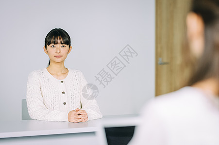 女人物商务业务面试图片