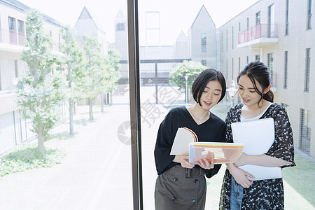 女士们休假青年女大学生校园生活摄影合作keisenjogakuen大学图片