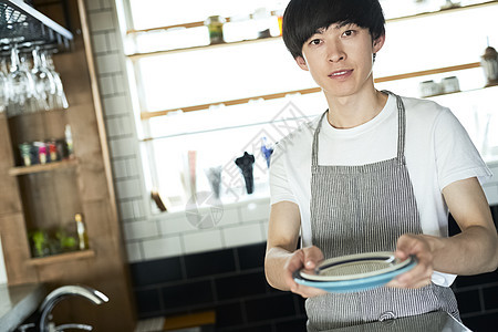 一人日本人生机勃勃男生活方式厨房咖啡馆图片