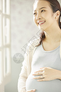怀孕女人的生活图片