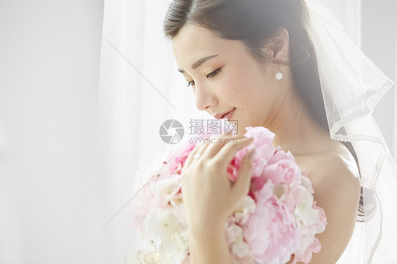 幸福新娘的浪漫婚礼图片