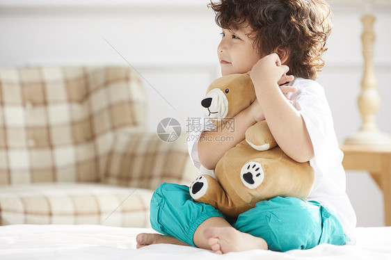 室内儿子熊儿童生活玩具图片
