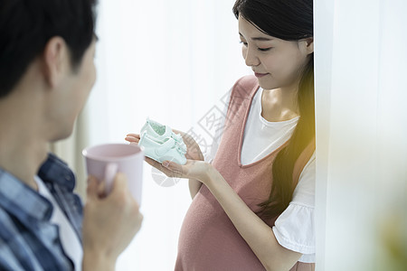 夫妻居家生活图片