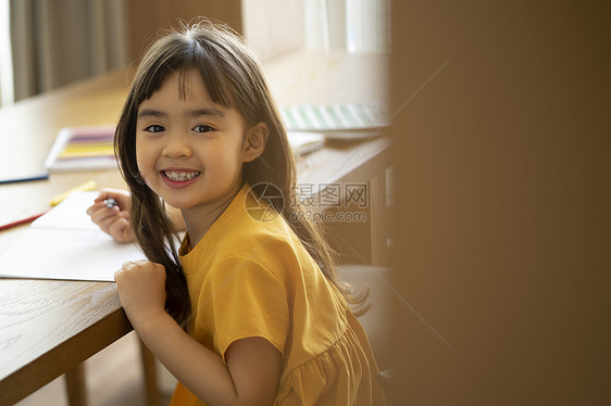 女孩们孩子气的笔记本儿童生活画图片