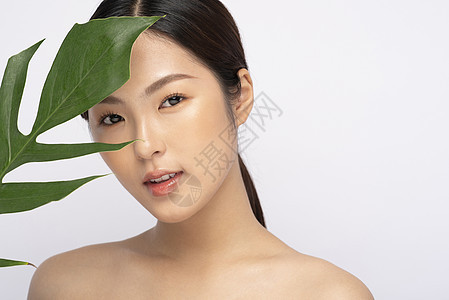 夏日植物美妆护肤女性图片