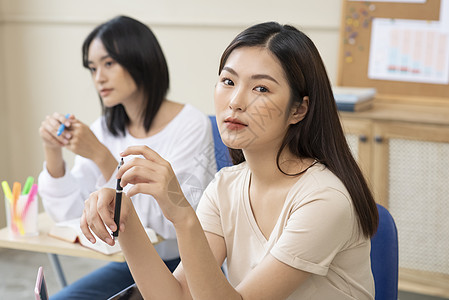 亚洲外语教育女学生学生班图片