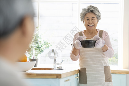 居家老年幸福生活图片