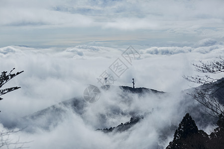 山林空白区域山脊从山上看到的云海图片