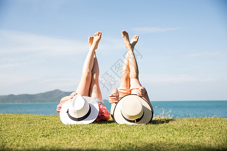 亚洲国外旅游夏天女人享受度假之旅图片