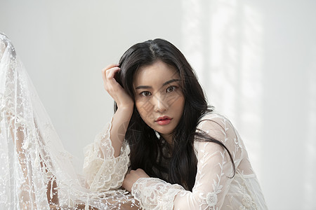 网眼织物扑克脸受潮美女女孩白人图片素材