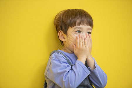 可爱的幼儿园小男孩图片