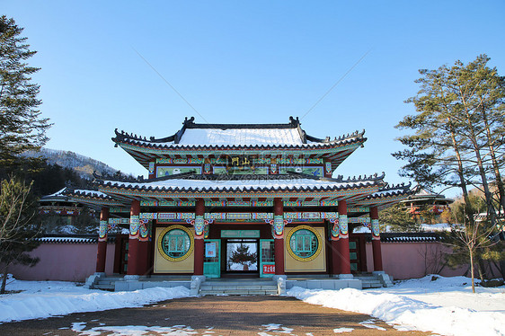 吉林图们日光山华严寺山门图片