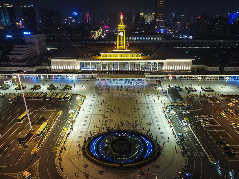 长沙火车站夜景灯光图片