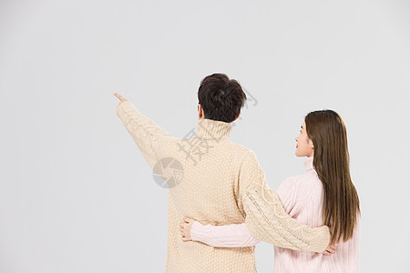 韩系可爱情侣幸福相拥背影背景图片
