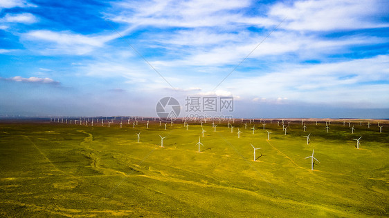 平原风力发电机图片