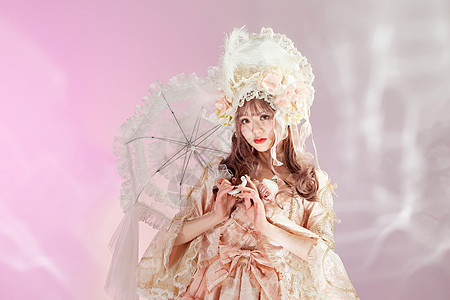 打伞的可爱法式洛丽塔女孩图片