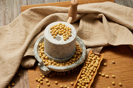 传统现磨黄豆豆浆图片