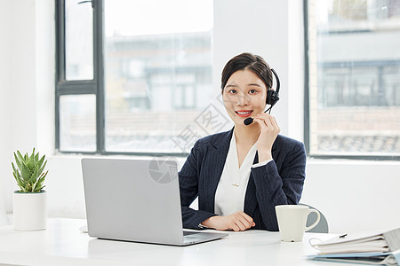 女性客服话务员接电话背景图片