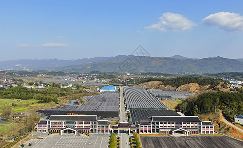 现代农业太阳能大棚种植基地背景图片