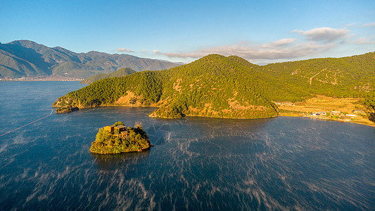 航拍泸沽湖风光图片