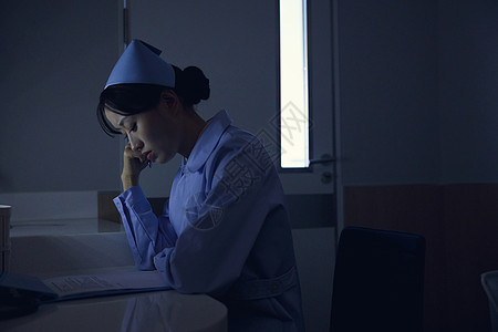 护士疲劳图片