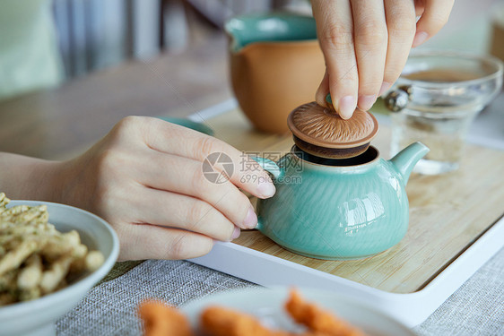 茶馆感受茶文化特写图片