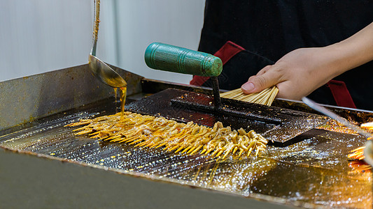 夜市美食烧烤鸭肠图片