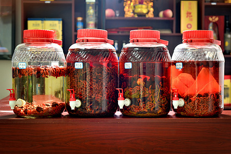 1919酒类餐馆中的泡酒背景