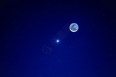 星月深化星月相伴背景