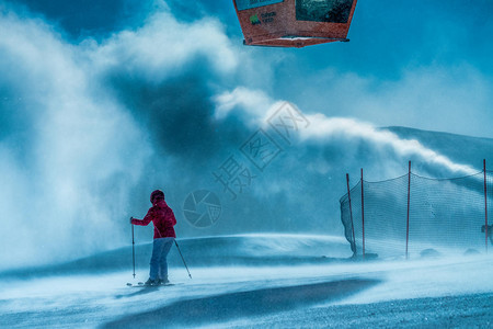 张家口崇礼太舞滑雪场滑雪小镇图片