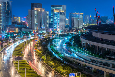 繁华郑州都市的夜景图片