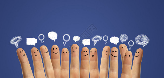 快乐集团的手指表情与社会聊天标志和语音泡沫图片