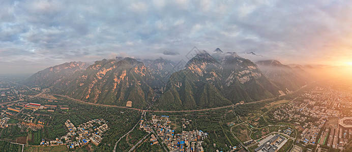 陕西5A景区西岳华山风光全景长图图片