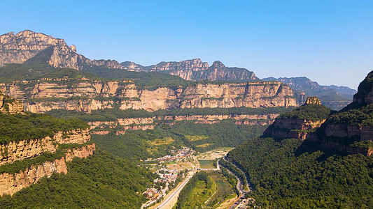 5A景区航拍太行山大峡谷风景图片