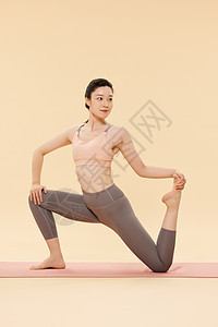 青年女性瑜伽健身运动形象图片