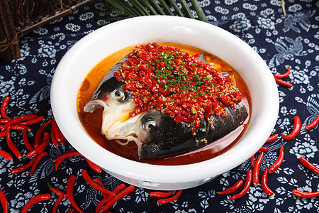 年夜饭剁椒鱼头美食剁椒鱼头背景