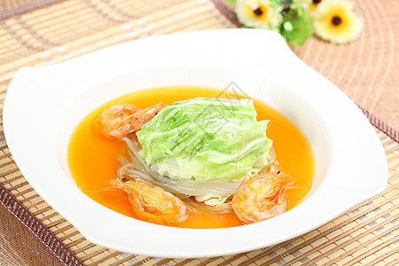 中式美食虾干煨牛心菜图片