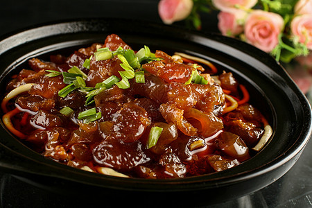 中式美食牛筋煲图片