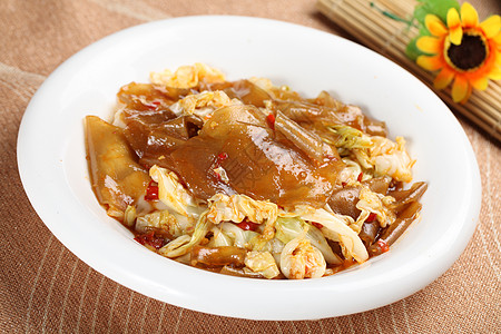 中式美食酸包菜炒粉皮高清图片