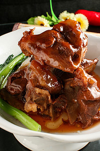 中式美食焖猪软骨图片