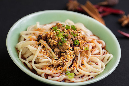 担担面美食配料辣油高清图片