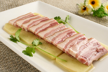 咸肉蒸土豆图片素材