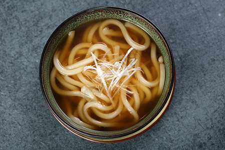 乌冬面装饰菜冬阴汤高清图片