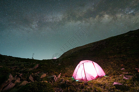 星空下露营图片