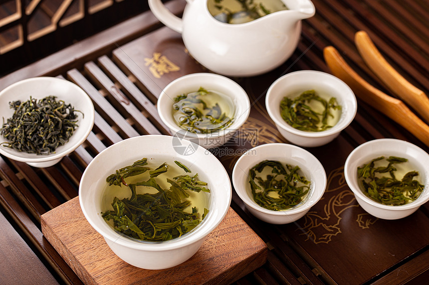 秋天茯茶图片